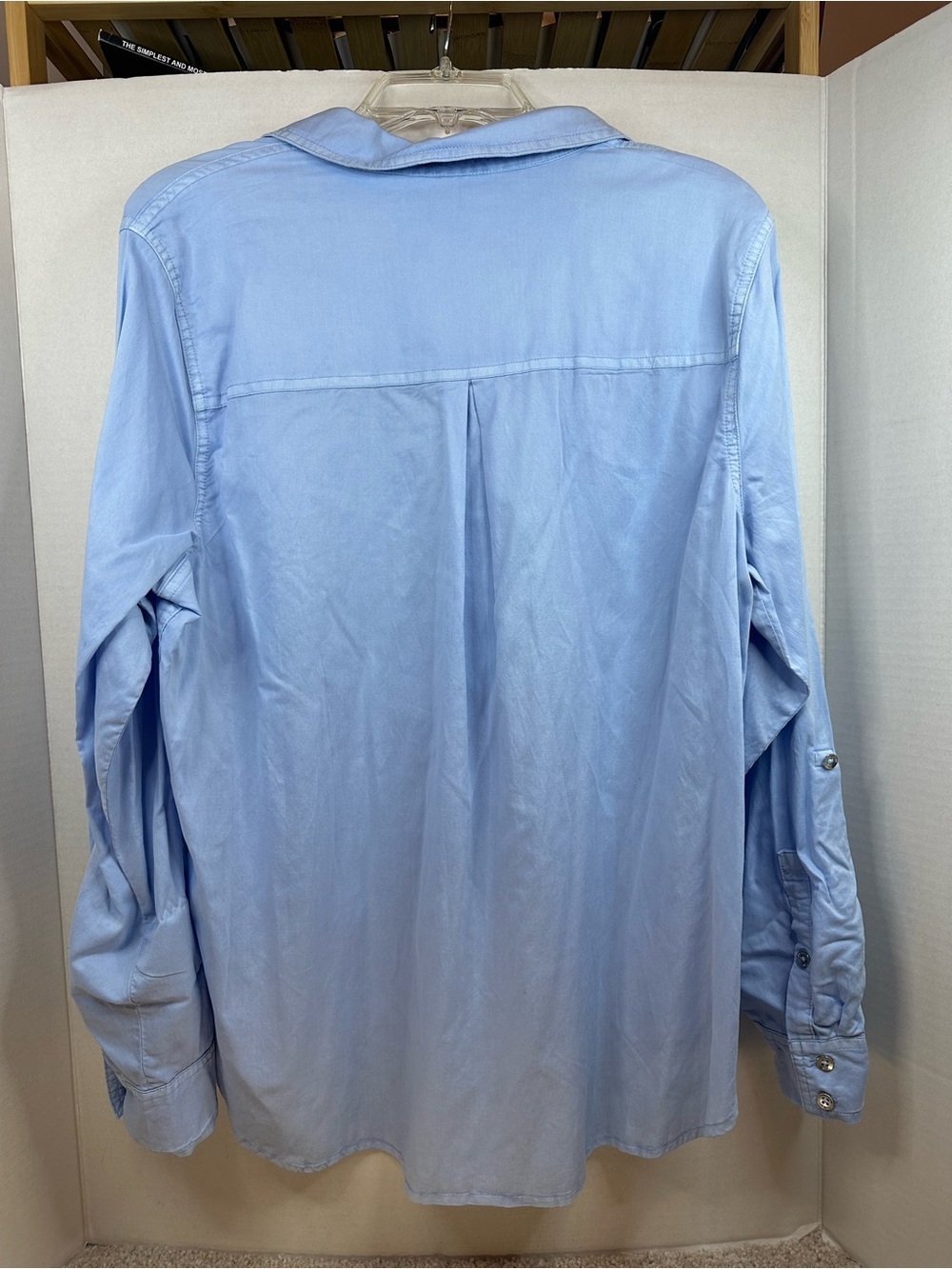 Calvin Klein Jeans Light Blue Casual Button-Down Shirt, size XL, NWT - Picture 6 of 6